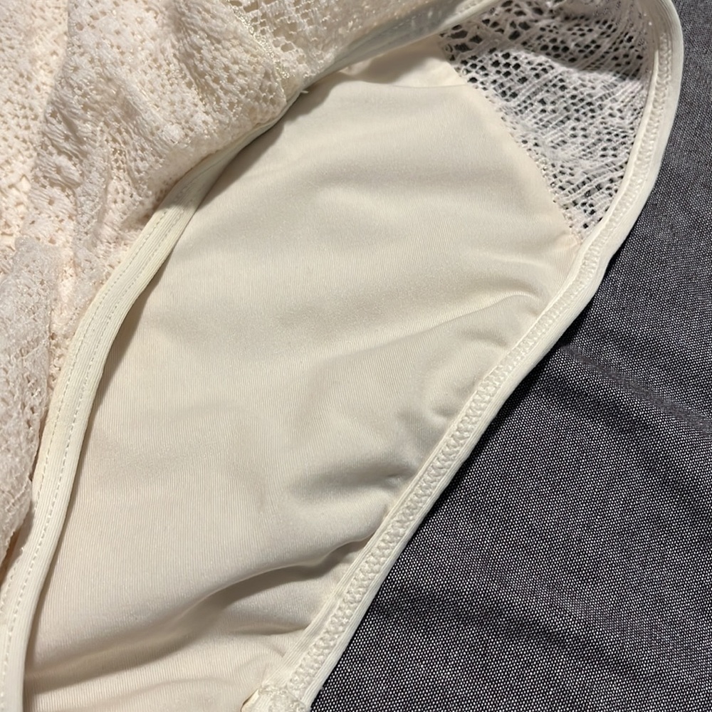 Juicy Couture lace cream bodysuit/swimsuit - Picture 7 of 7